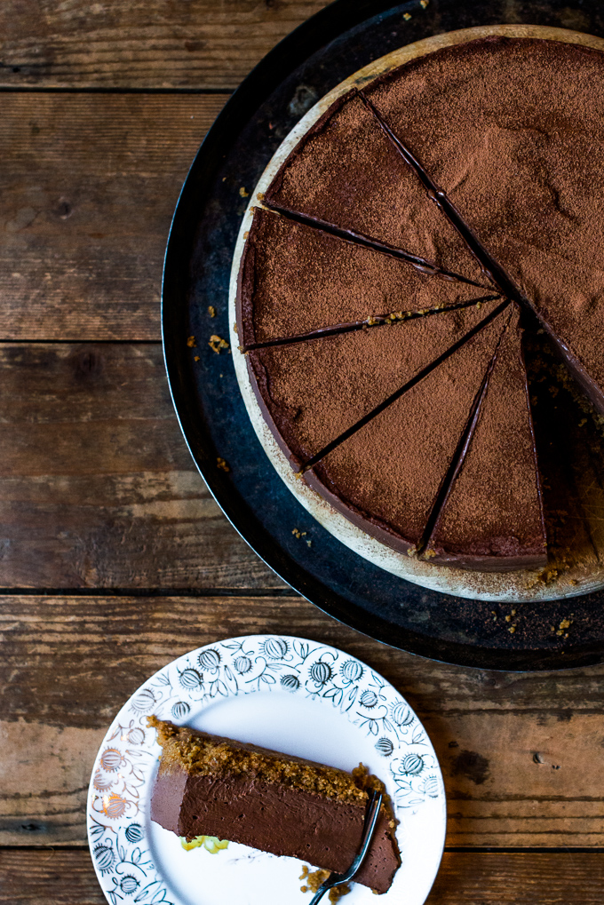 ROSEMARY CHOCOLATE MOUSSE - The Kitchy Kitchen